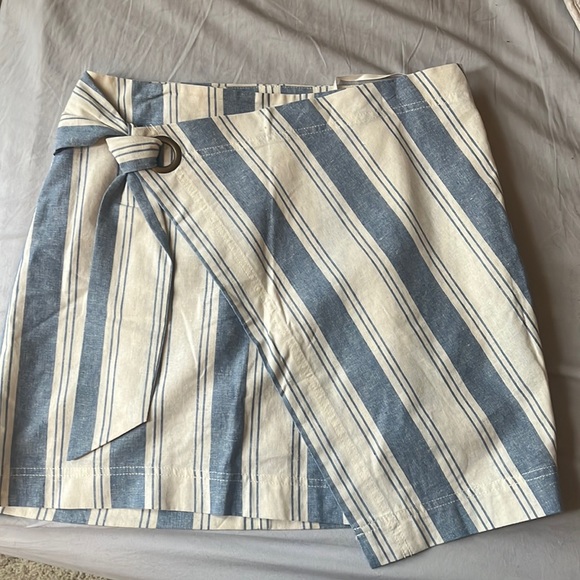 Free People Dresses & Skirts - Free People wrap skirt size 12 cotton/linen